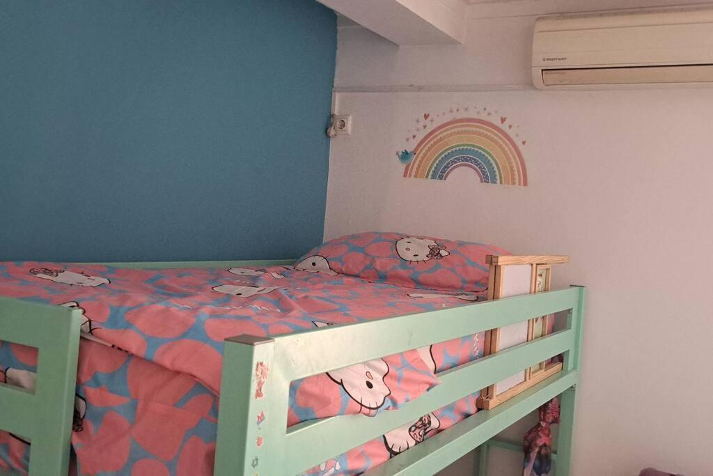Mendes Family Homestay - B&B In The Heart Of Praia Bagian luar foto